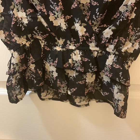 NWOT Magnolia Boutique Blouse - Picture 5 of 7